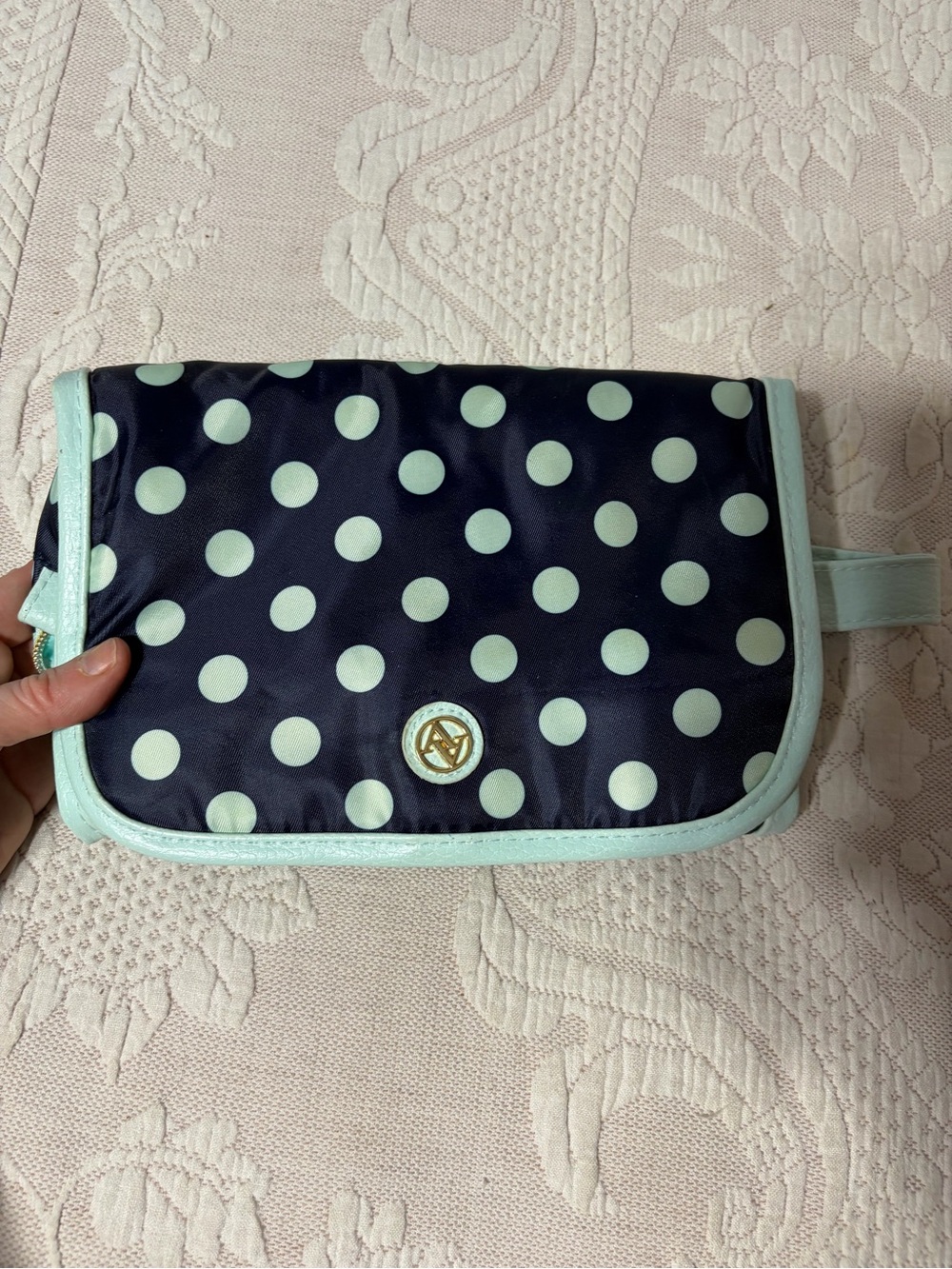 Adrienne Vittadini Navy Polka Dot travel toiletry bag - used once clean beauty